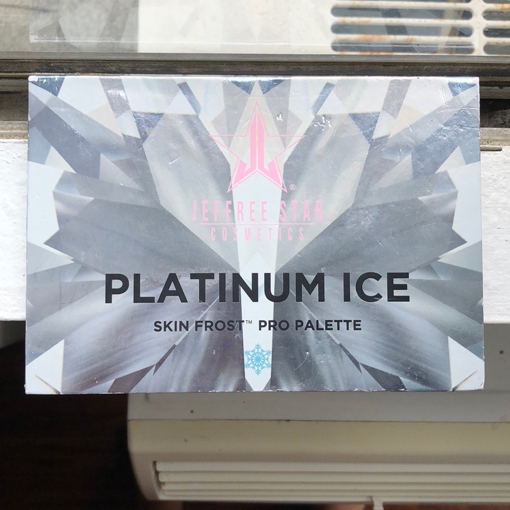 Jeffree Star Platinum Ice Skin Frost Palette